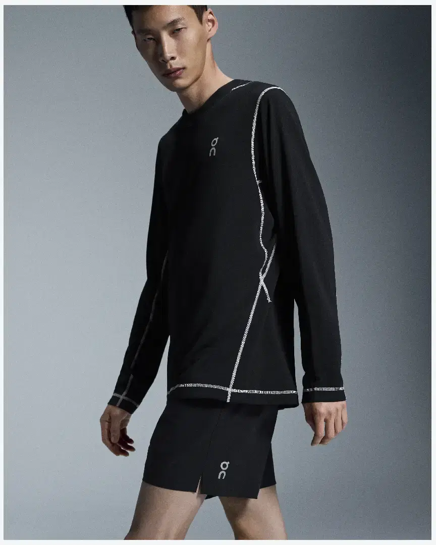 On Running 5Cm Core Shorts M - 1MF10120553 (2) au meilleur prix !