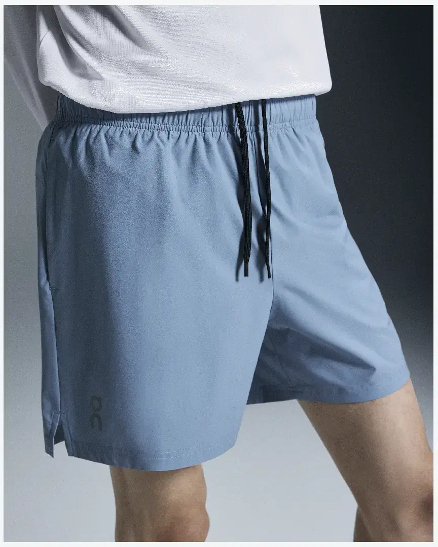 On Running 5Cm Core Shorts M - 1MF10120732 (3) au meilleur prix !