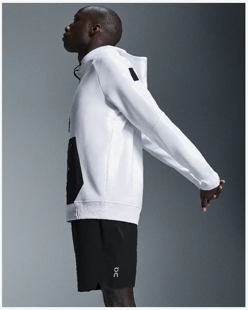 On Running 7Cm Core Shorts M - 1MF10740553 (2) au meilleur prix !