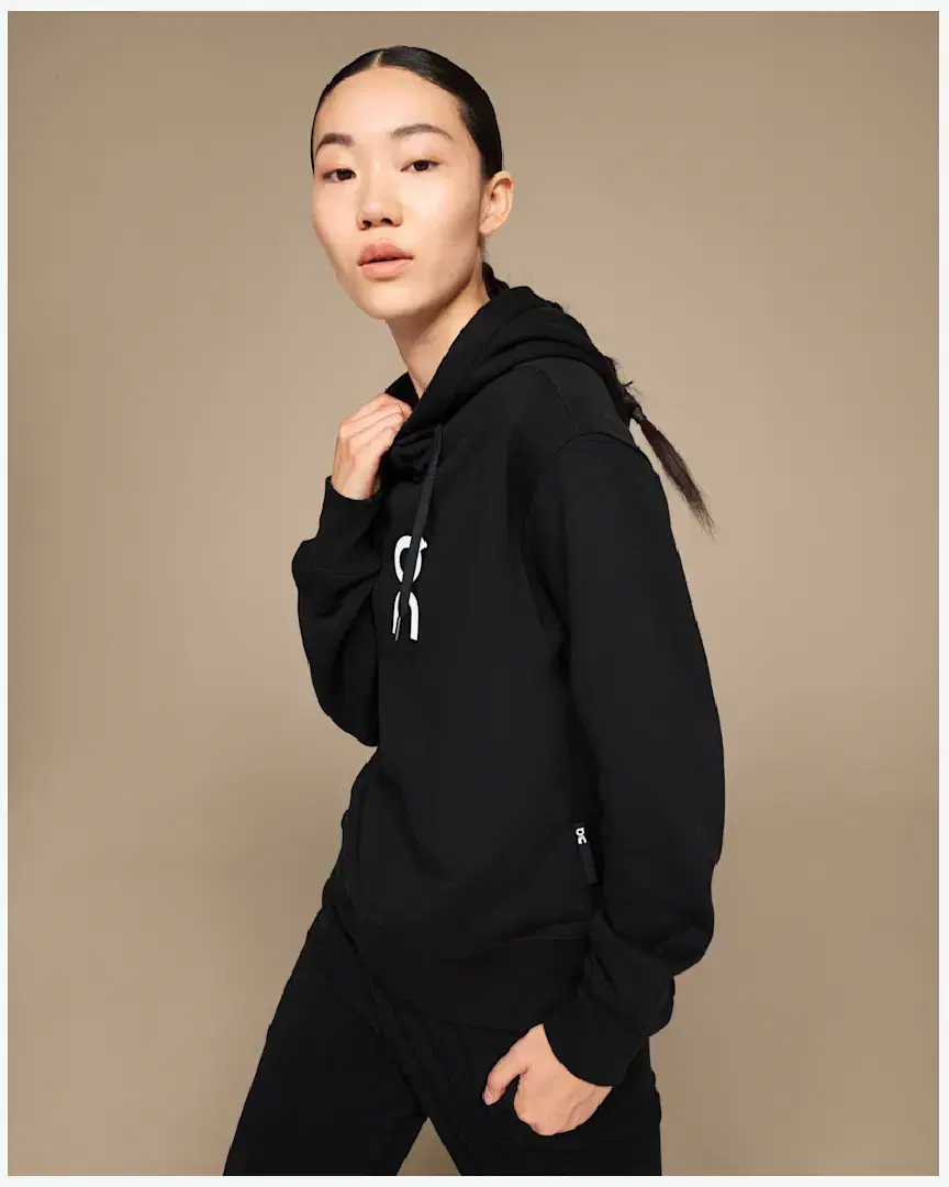 On Running Club Hoodie W - 1WE10040553 (1) au meilleur prix !