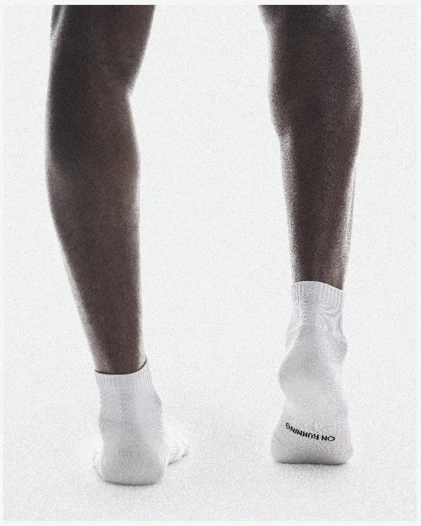 On Running Core Run Sock Mid 2P - 2UF10070561 (2) au meilleur prix !