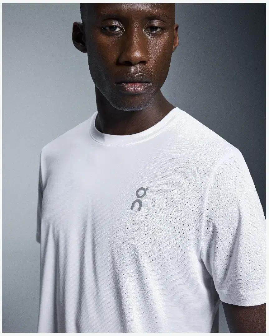 Tee-Shirt On Running Core-T M - 1ME10430069 (3) au meilleur prix !