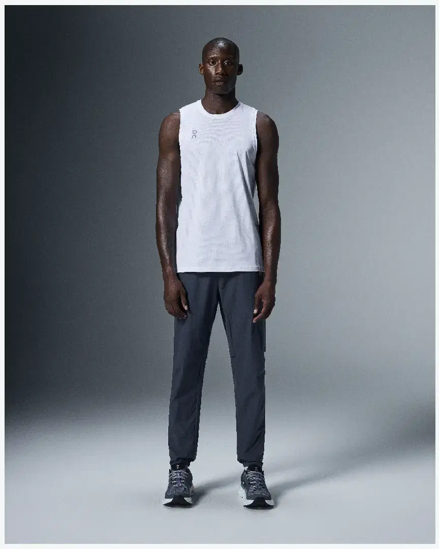 On Running Core Tank Top M - 1ME10760069 (0) au meilleur prix !