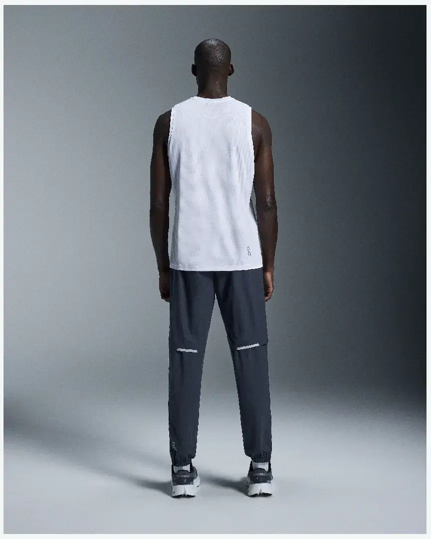 On Running Core Tank Top M - 1ME10760069 (1) au meilleur prix !