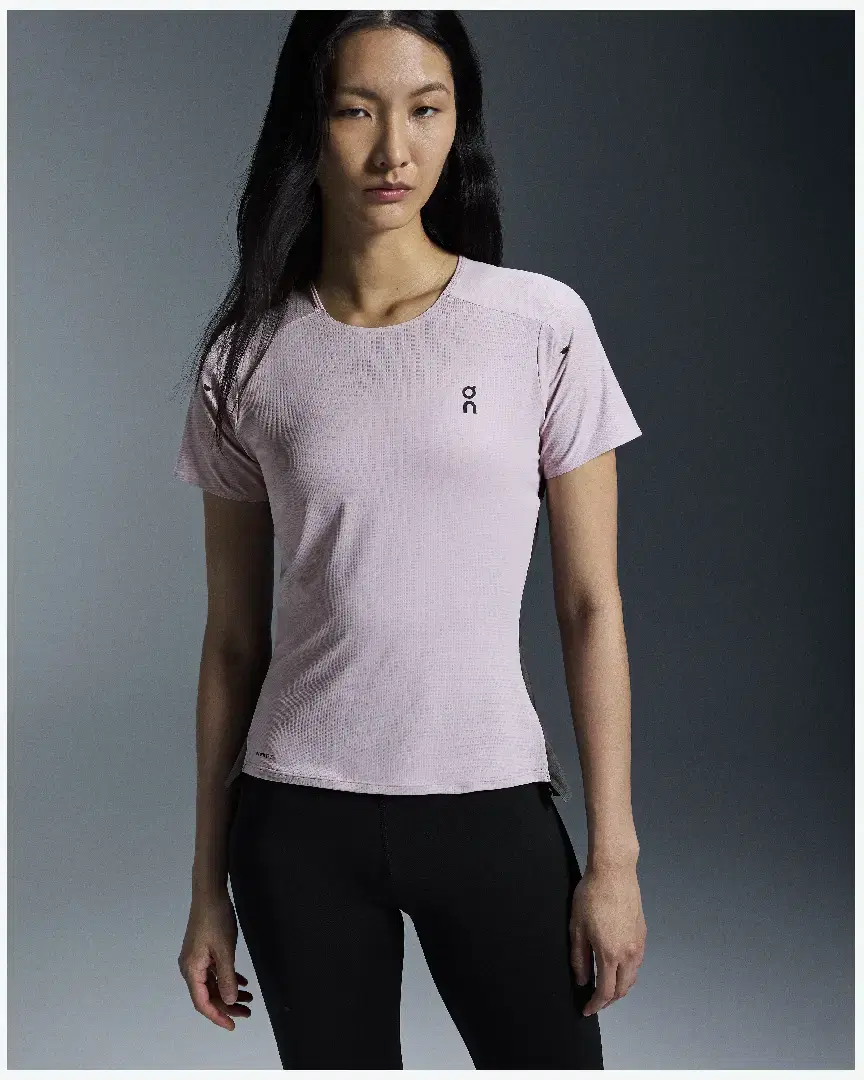 Tee-Shirt On Running Performance-T W - 1WE10313460 (2) au meilleur prix !