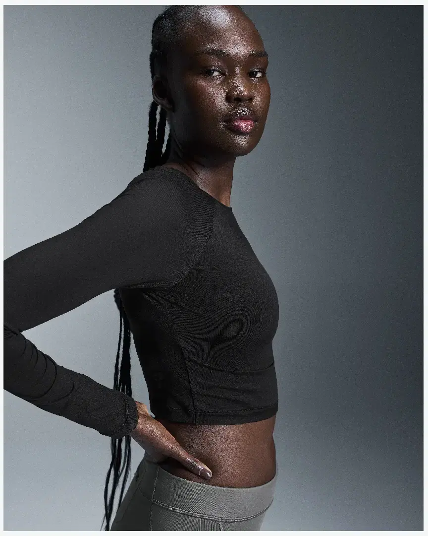 On Running Studio Long-T Crop W - 1WF12430553 (4) au meilleur prix !