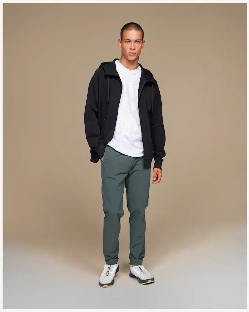 On Running Zipped Hoodie M - 1ME11440553 (0) au meilleur prix !