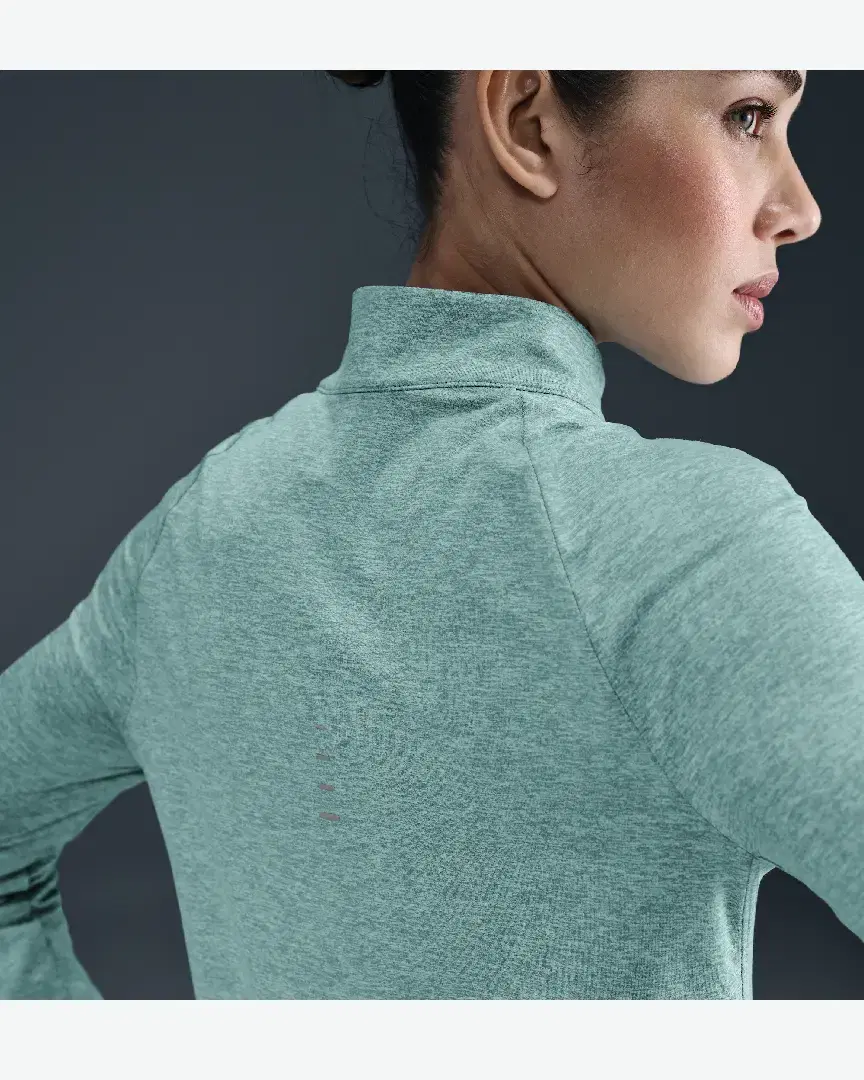 Pull 1/4 Zip Anti-Uv Dri-Fit Nike Swift W - HQ0499-017 (1) au meilleur prix !