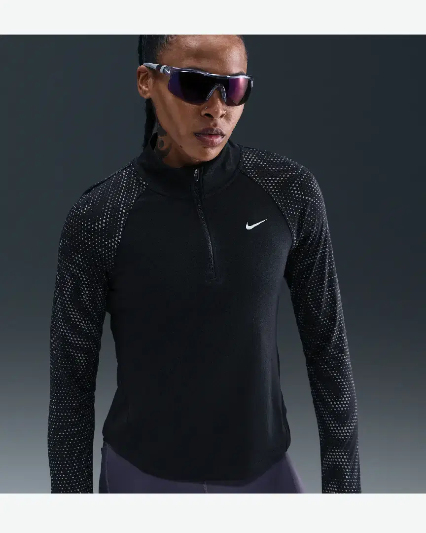Pull 1/4 Zip Dri-Fit Nike Tempo W - HV2996-010 (0) au meilleur prix !