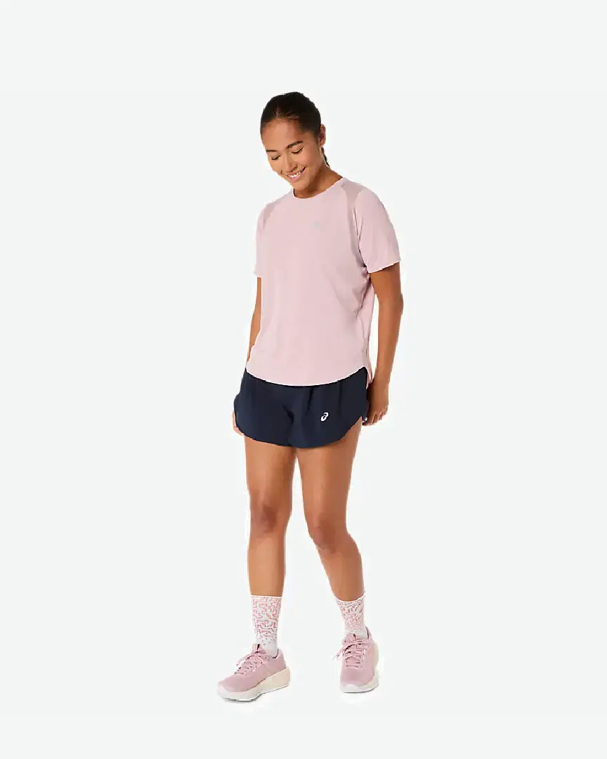 Short Asics Road 3.5In W - 2012C965-400 (6) au meilleur prix !