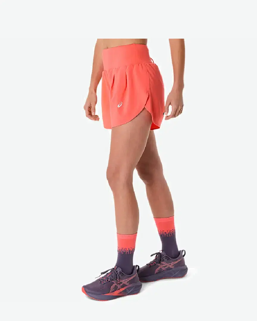 Short Asics Road 3.5In W - 2012C965-700 (2) au meilleur prix !