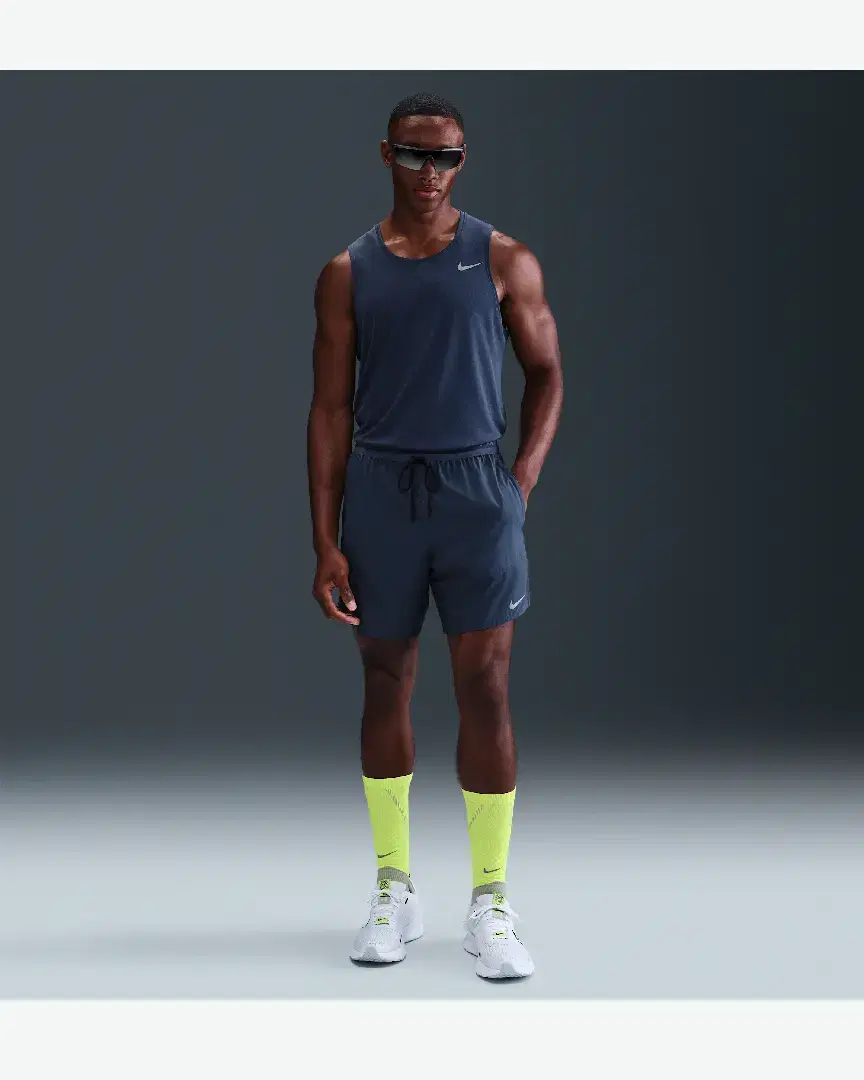 Short 2-En-1 18 Cm Dri-Fit Nike Stride M - DM4759-437 (0) au meilleur prix !