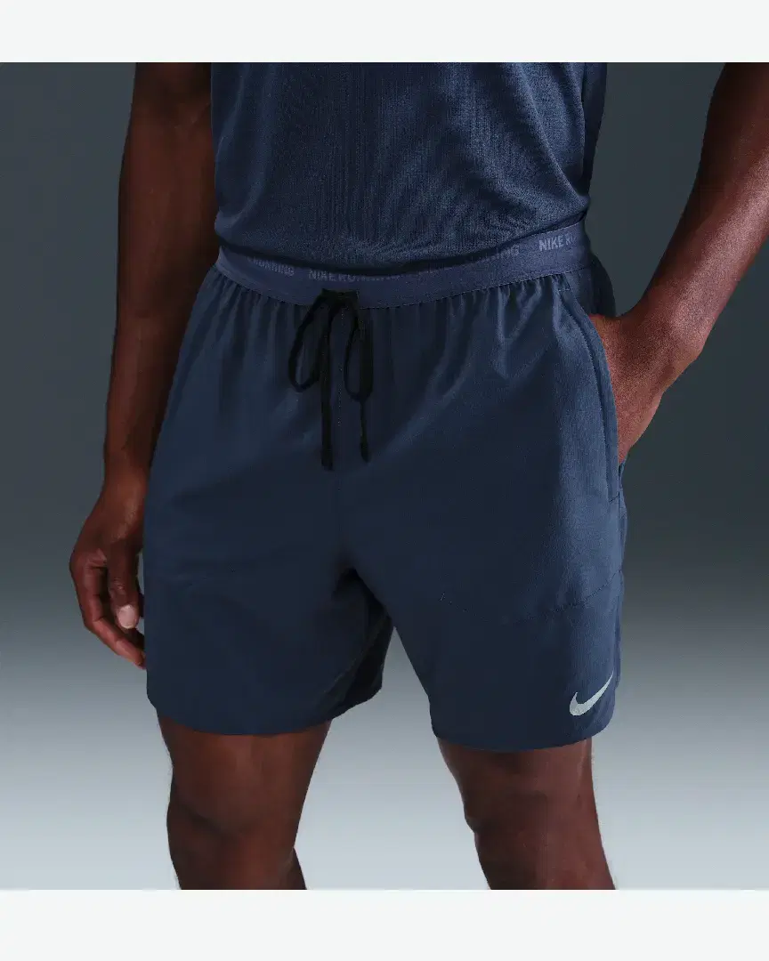 Short 2-En-1 18 Cm Dri-Fit Nike Stride M - DM4759-437 (1) au meilleur prix !