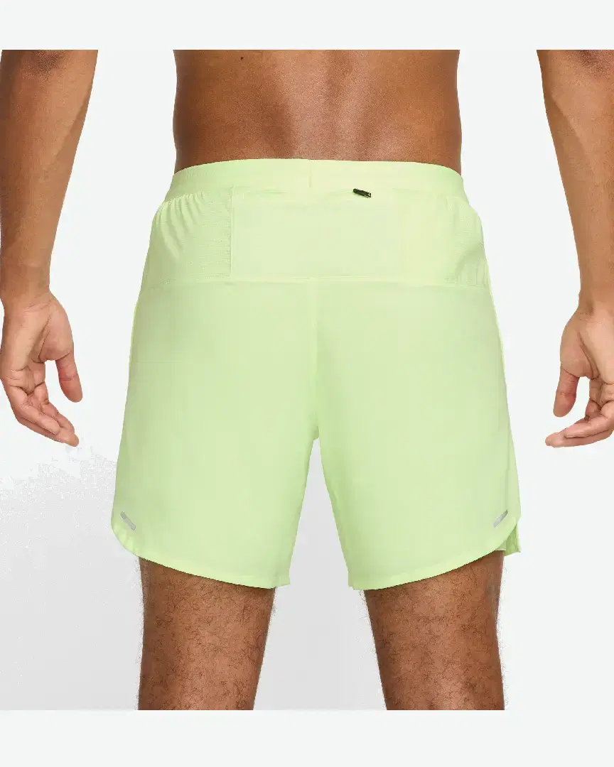 Short 2-En-1 18 Cm Dri-Fit Nike Stride M - DM4759-701 (2) au meilleur prix !