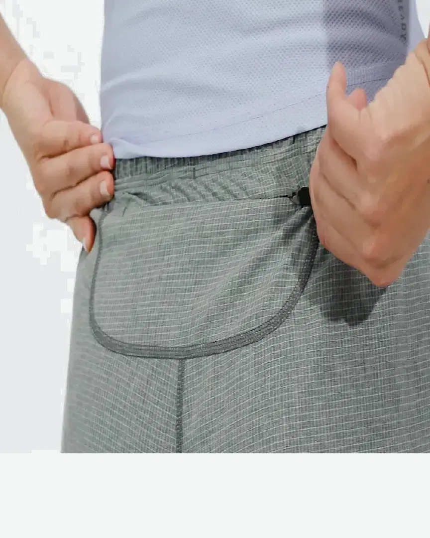 Short Adidas Own The Run Base Aeroready W - JM8225 (1) au meilleur prix !