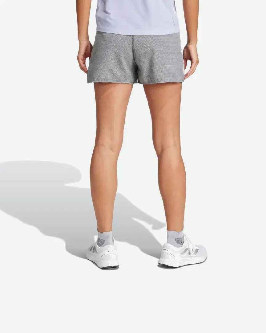 Short Adidas Own The Run Base Aeroready W - JM8225 (2) au meilleur prix !
