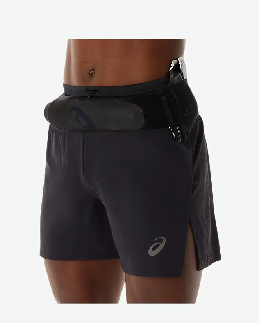 Short Asics Fujitrail M - 2011C726-001 (6) au meilleur prix !