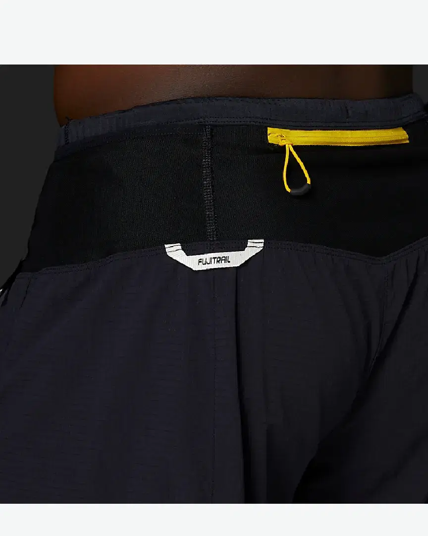 Short Asics Fujitrail M - 2011C726-001 (9) au meilleur prix !