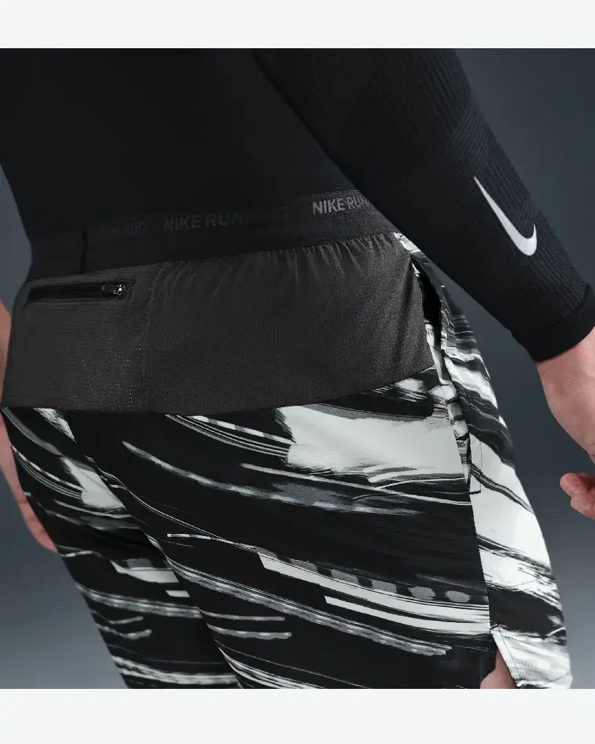 Short Avec Sous-Short Intégré 18 Cm Dri-Fit Nike Stride M - IB7928-025 (2) au meilleur prix !