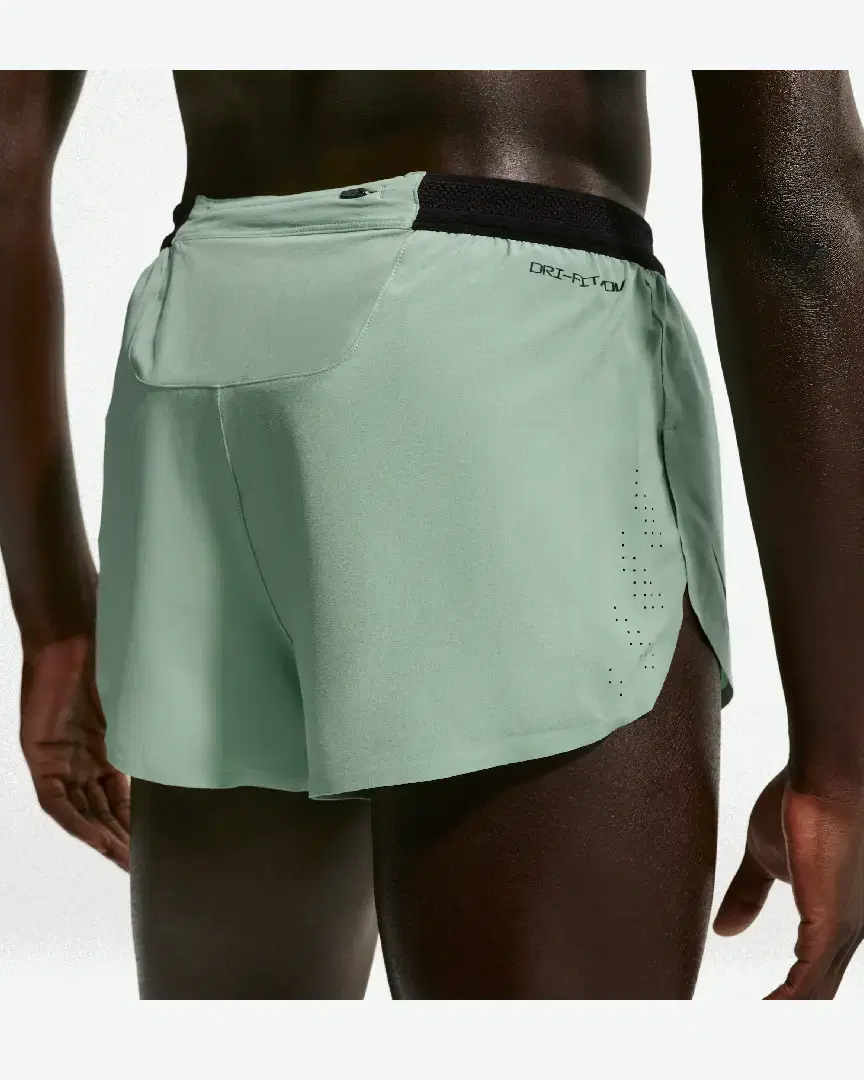 Short Avec Sous-Short Intégré 5 Cm Dri-Fit Adv Nike Aeroswift M - FN3349-006 (2) au meilleur prix !