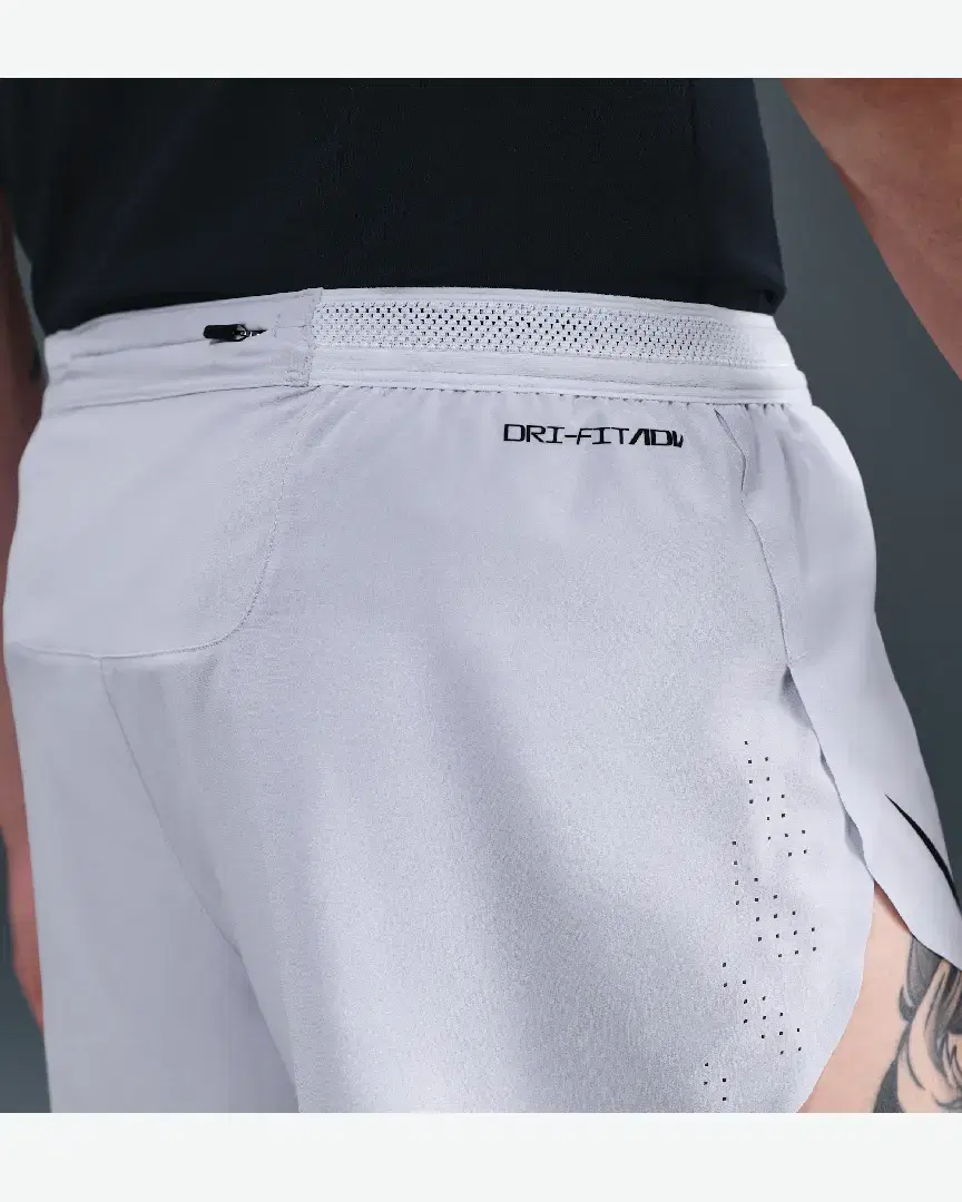 Short Avec Sous-Short Intégré 5 Cm Dri-Fit Adv Nike Aeroswift M - FN3349-057 (2) au meilleur prix !