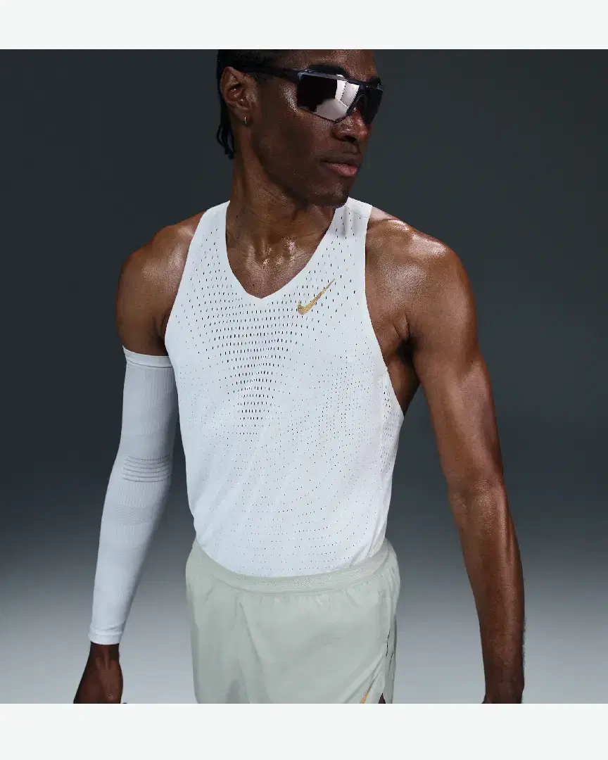 Short Dri-Fit Adv Nike Aeroswift X Jakob 5 Cm M - HQ4197-034 (1) au meilleur prix !