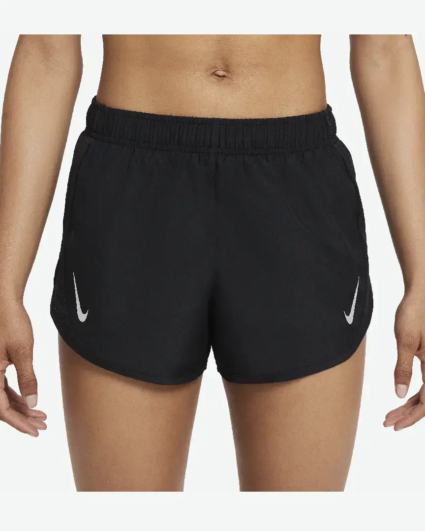 Short Dri-Fit Nike Fast Tempo W - DD5935-010 (1) au meilleur prix !