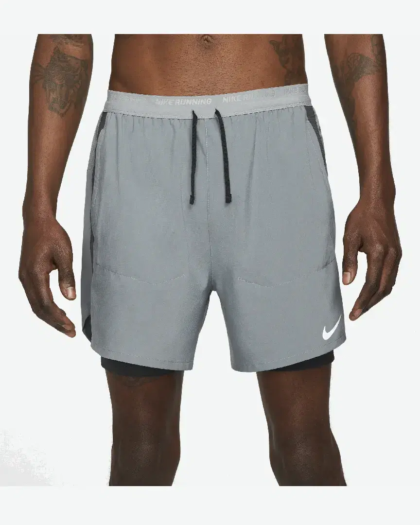 Short Hybride Dri-Fit Nike Stride 13 Cm M - DM4757-084 (1) au meilleur prix !