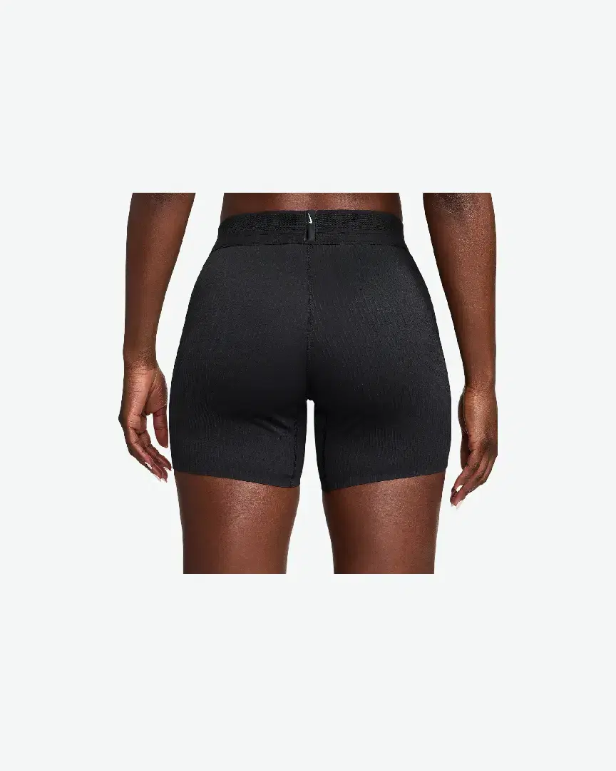 Shorts Nike Aeroswift 5Inch W - FN3271-010 (1) au meilleur prix !