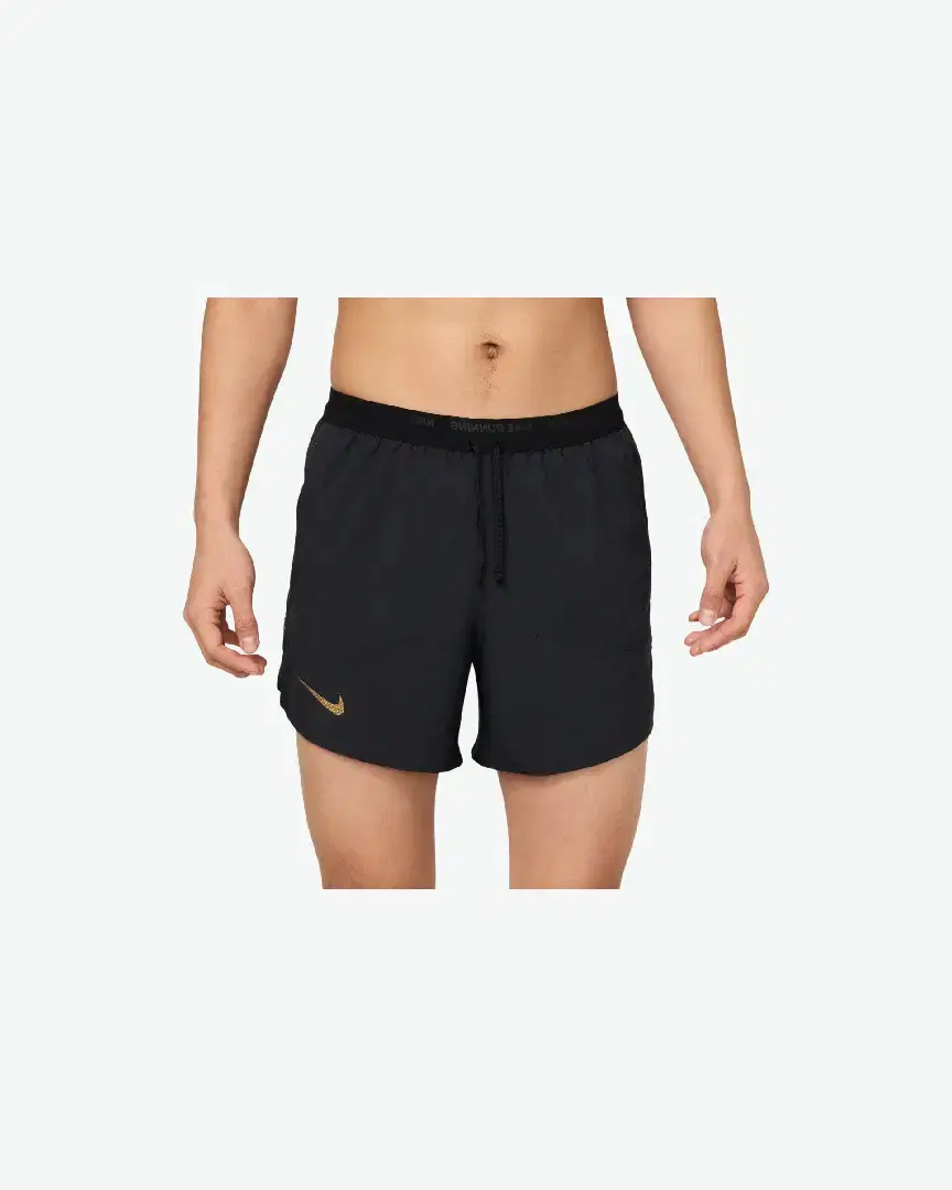 Shorts Nike Aeroswift Jakob Ingebrigtsen 5Inch M - HJ3536-010 (0) au meilleur prix !