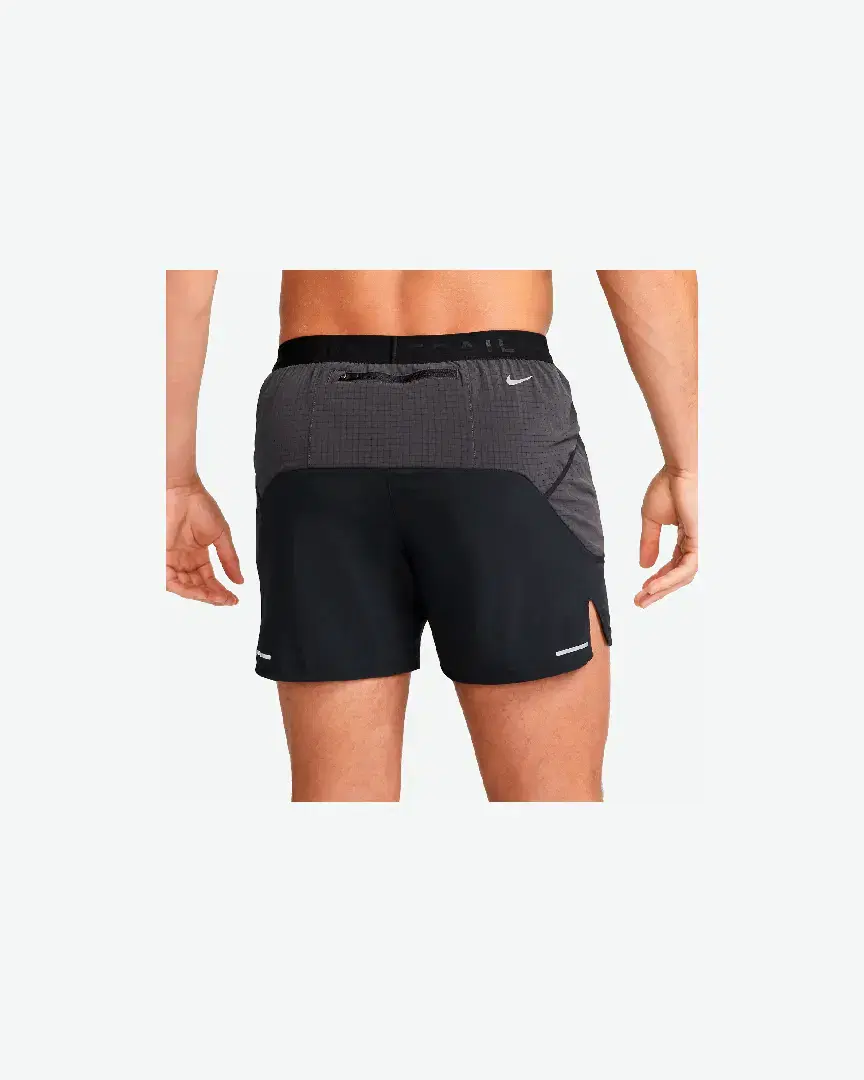 Shorts Nike Dri-Fit Men S 5" Brief-Lined Trail Shorts M - DV9311-010 (1) au meilleur prix !