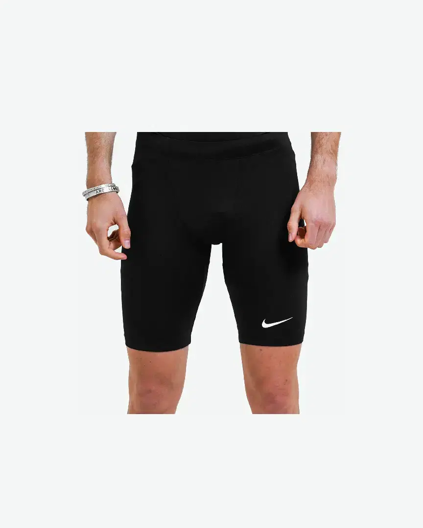 Shorts Nike Men Stock Half Tight M - NT0307-010 (1) au meilleur prix !