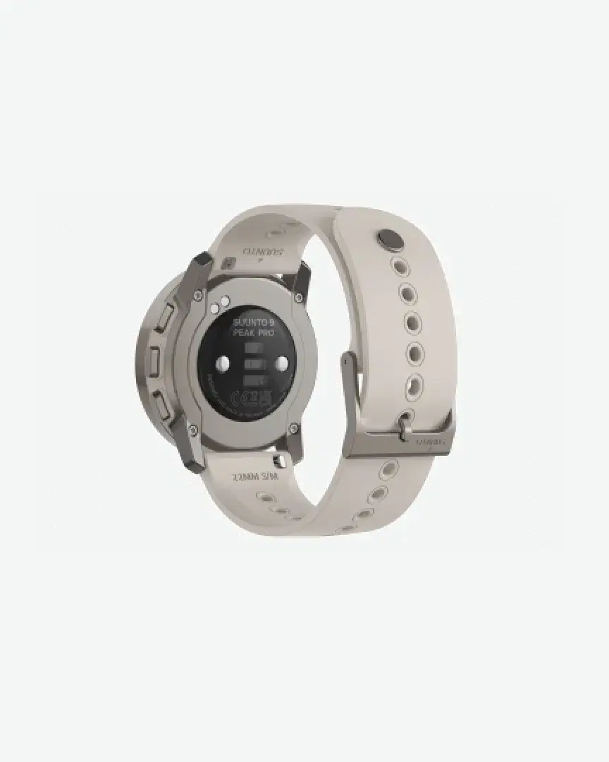 Suunto 9 Peak Pro Titanium - SS050808000 (1) au meilleur prix !