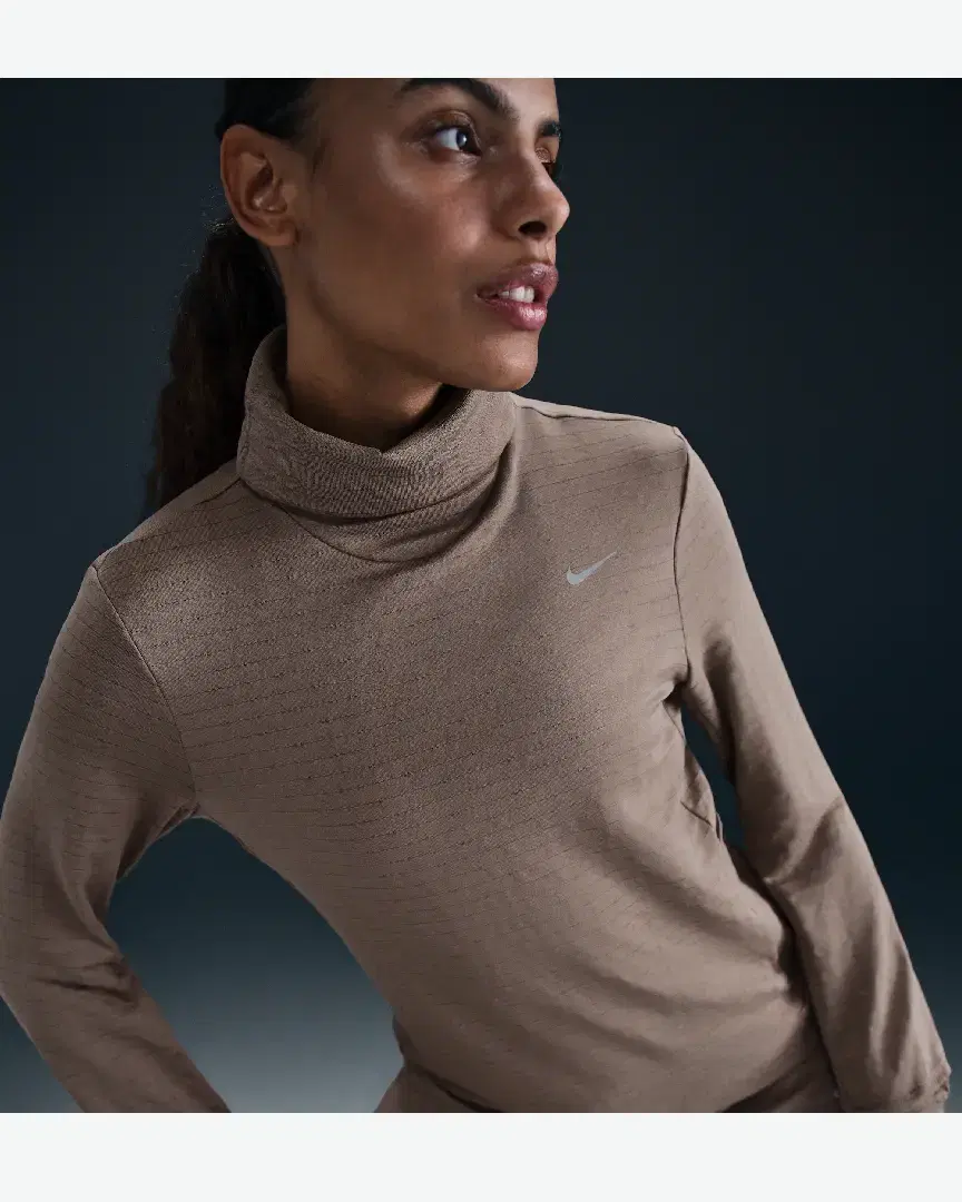 Tee-Shirt À Col Roulé Nike Therma-Fit Swift W - FB5306-214 (0) au meilleur prix !