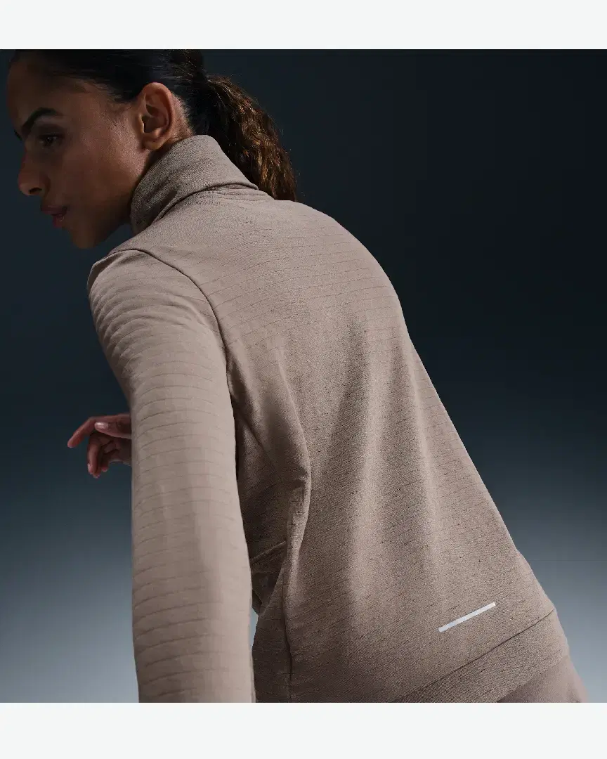 Tee-Shirt À Col Roulé Nike Therma-Fit Swift W - FB5306-214 (1) au meilleur prix !