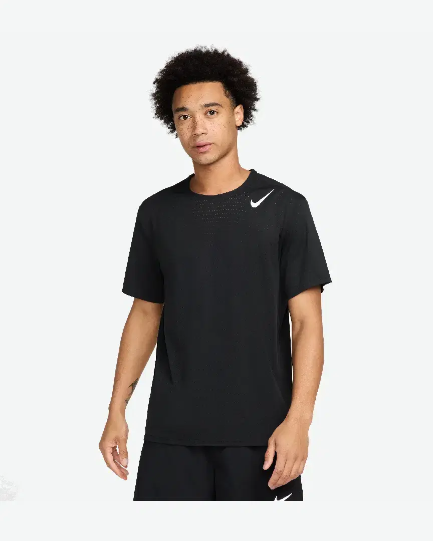 Tee-Shirt À Manches Courtes Dri-Fit Adv Nike Aeroswift M - HJ3377-010 (0) au meilleur prix !