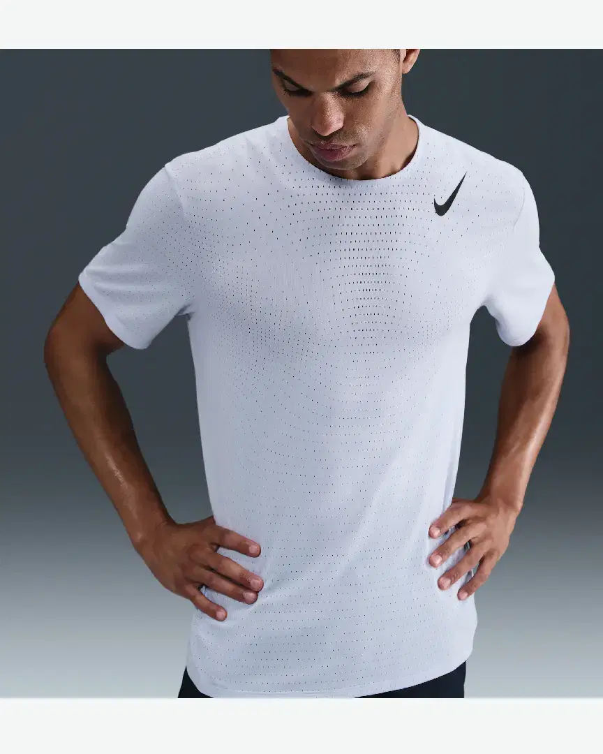 Tee-Shirt Nike Aeroswift M - HJ3377-057 (0) au meilleur prix !