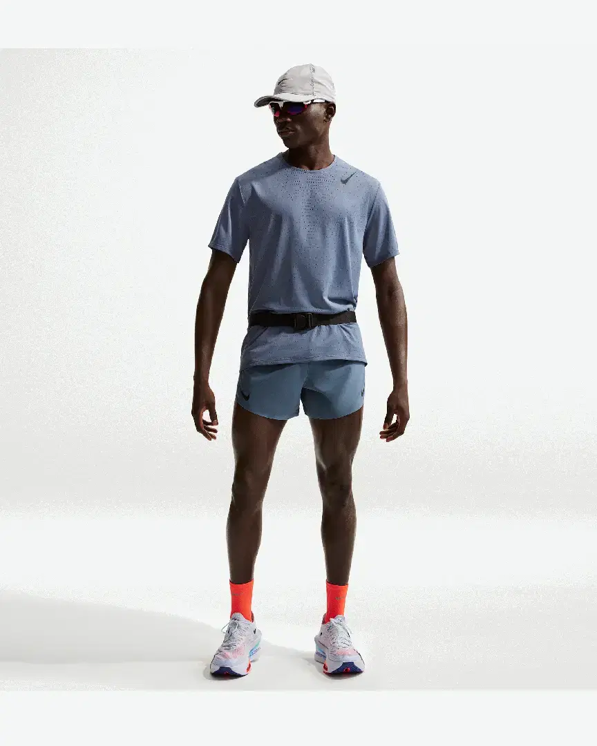 Tee-Shirt Nike Aeroswift M - HJ3377-491 (3) au meilleur prix !