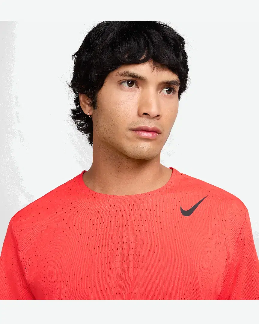 Tee-Shirt Nike Aeroswift M - HJ3377-696 (2) au meilleur prix !