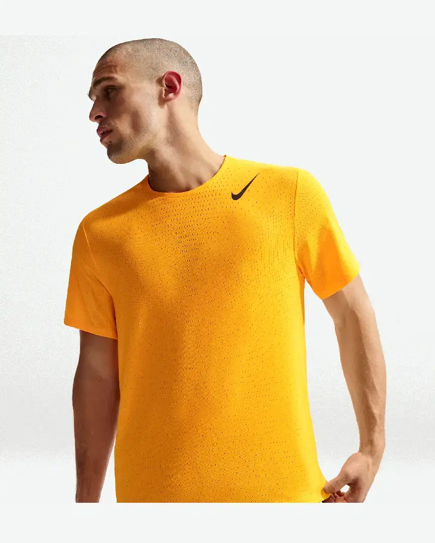 Tee-Shirt Nike Aeroswift M - HJ3377-845 (0) au meilleur prix !