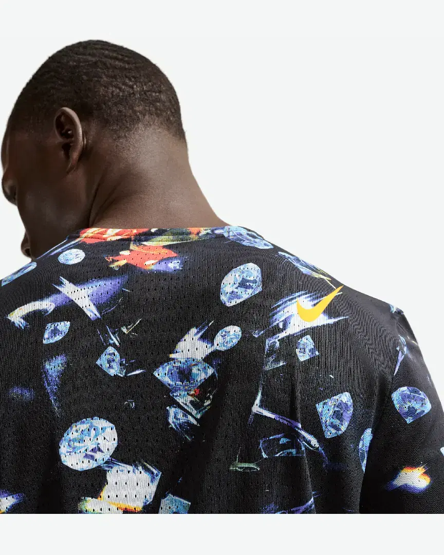 Tee-Shirt Nike Aeroswift M - IH5043-010 (1) au meilleur prix !