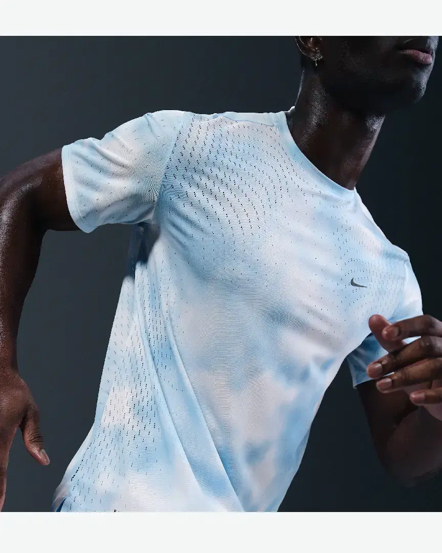 Tee-Shirt À Manches Courtes Dri-Fit Adv Nike Running Division Breathe M - HJ4148-422 (2) au meilleur prix !