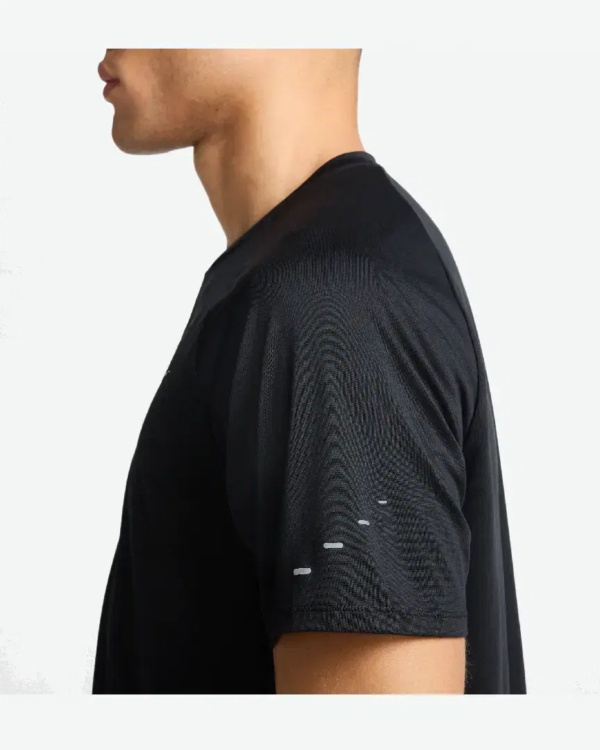 Tee-Shirt Nike Stride Berlin Marathon M - HV5203-010 (3) au meilleur prix !