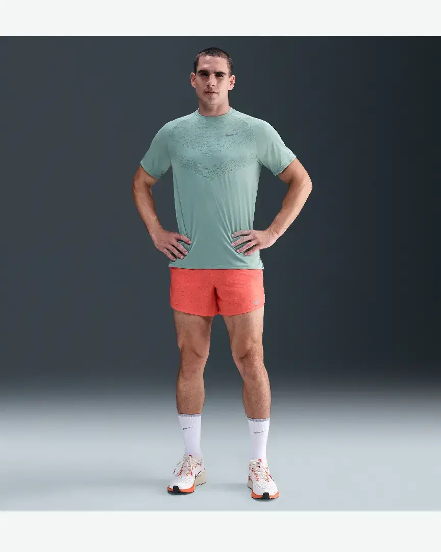 Tee-Shirt Nike Stride Berlin Marathon M - HV5203-017 (3) au meilleur prix !