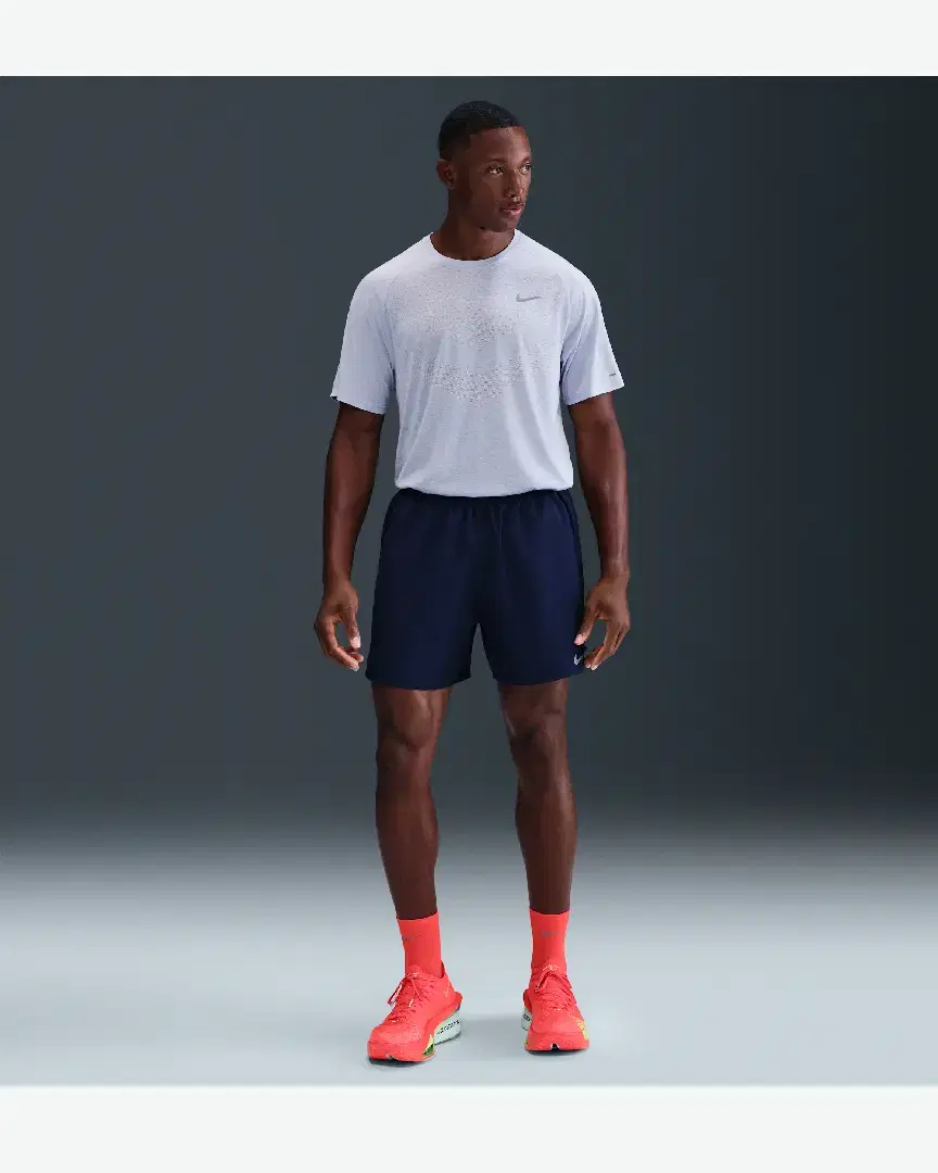 Tee-Shirt Nike Stride Berlin Marathon M - HV5203-057 (3) au meilleur prix !