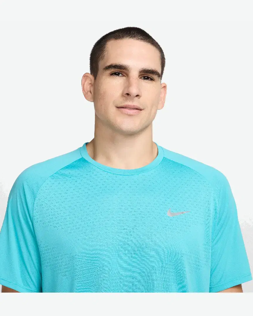 Tee-Shirt Nike Stride M - HV5203-345 (2) au meilleur prix !