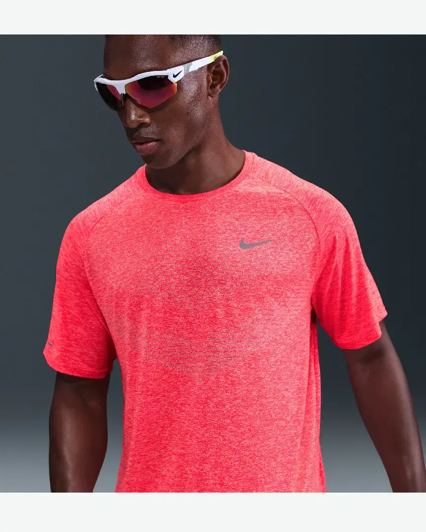 Tee-Shirt Nike Stride Berlin Marathon M - HV5203-635 (0) au meilleur prix !