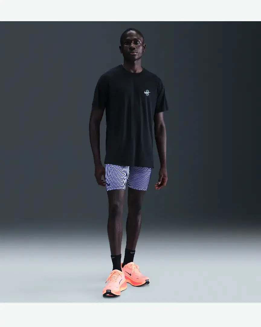 Tee-Shirt À Manches Courtes Et Motifs Réfléchissants Dri-Fit Adv Nike Stride M - IM7426-010 (3) au meilleur prix !