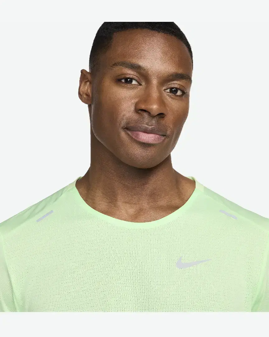 Tee-Shirt À Manches Courtes Dri-Fit Nike Rise 365 M - CZ9184-376 (2) au meilleur prix !