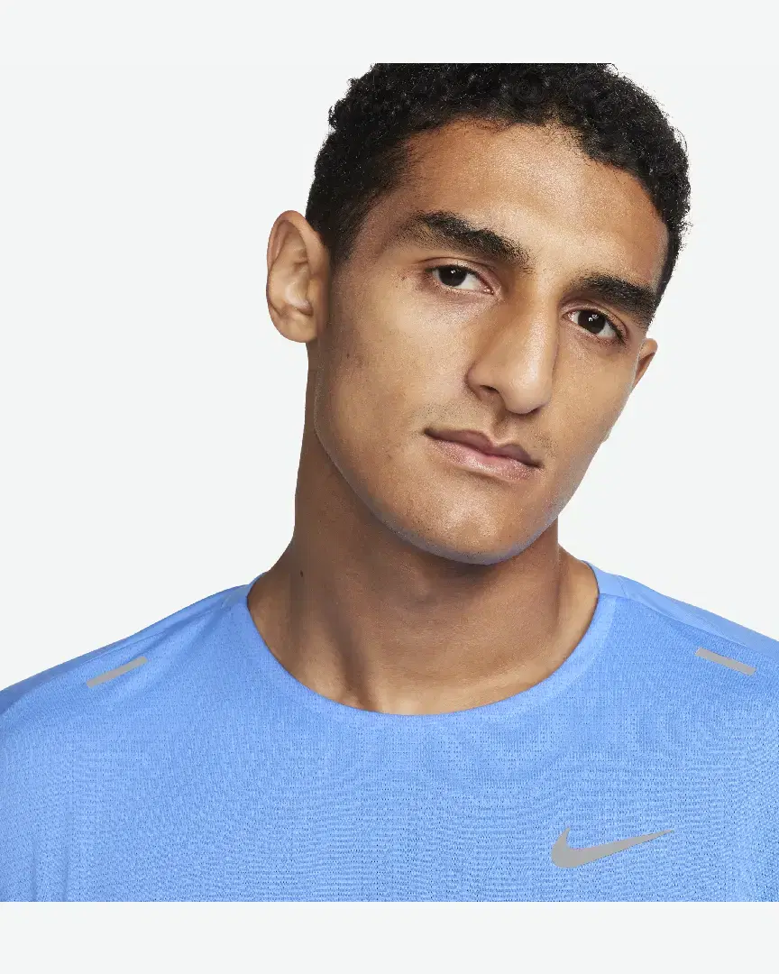 Tee-Shirt À Manches Courtes Dri-Fit Nike Rise 365 M - CZ9184-412 (2) au meilleur prix !